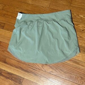 Athleta Women's Sage Green Skort